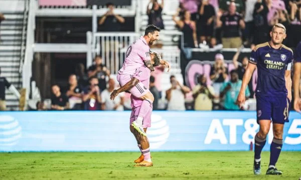 Messi vjen me një postim pas natës magjike