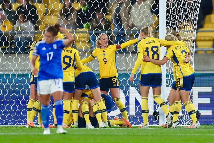 Kosovare Asllani paralajmëron spanjollet: Nuk do ta keni lehtë