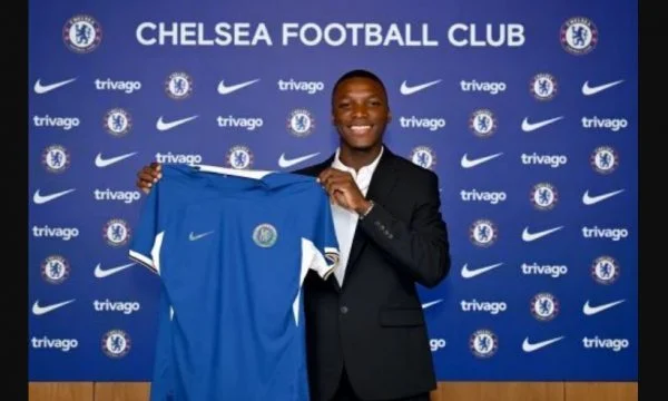 Chelsea zyrtarizon transferimin e Caicedos për 115 milionë funte