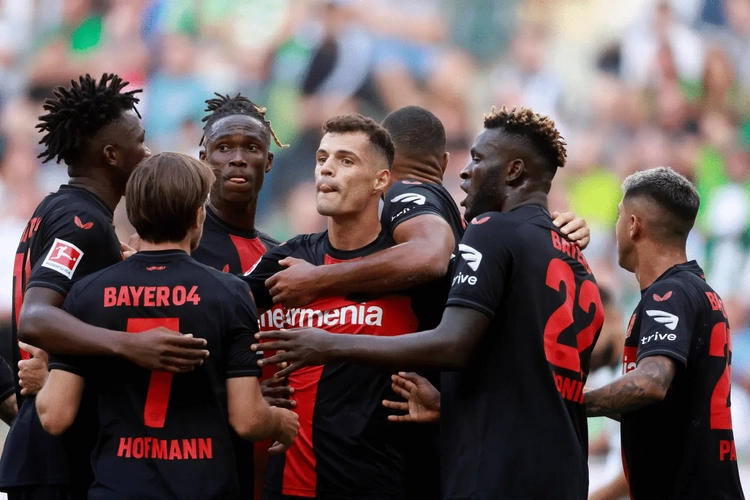 Shkëlqimi i Xhakës në prag të udhëtimit për në Kosovë