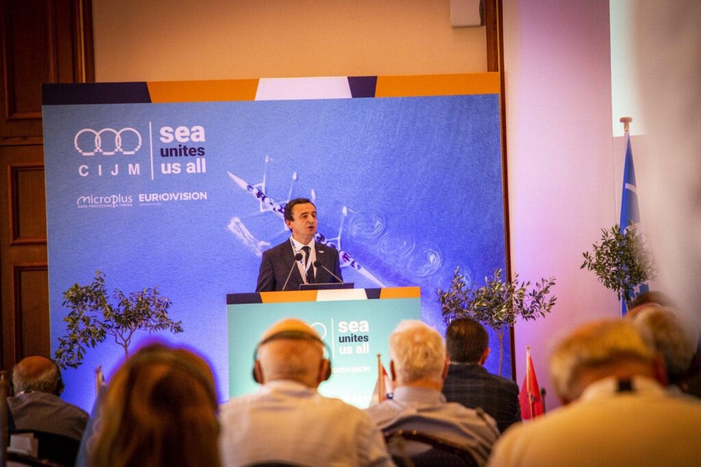 Kurti premton stadium nacional