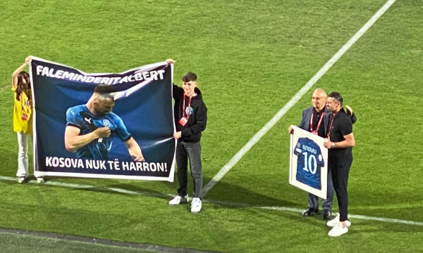 Autori i golit historik, Albert Bunjaku përshëndetet nga Kombëtarja e Kosovës