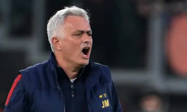 Mourinho ka mosmarrëveshje me skuadrën e Romës