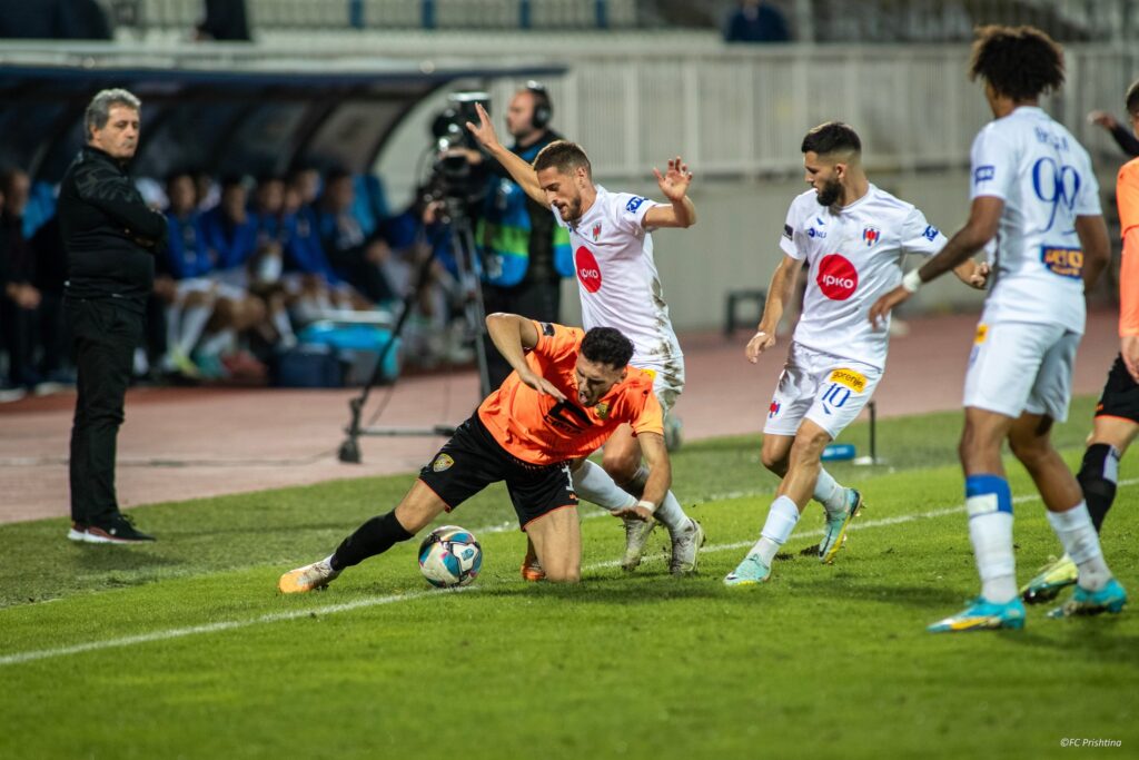 FFK dërgon në disiplinor Prishtinën pas fyerjeve të tifozëve ndaj trajnerit Ilir Daja