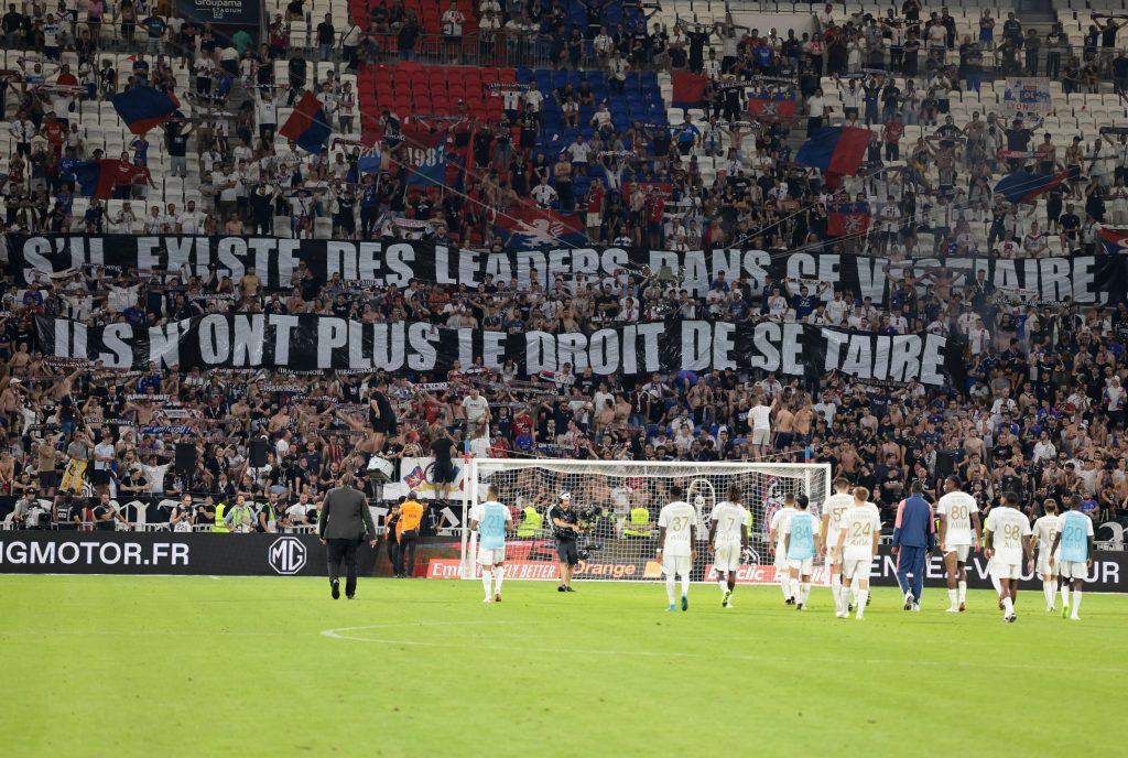 Rezultatet e dobëta në ligën franceze, shkarkohet trajneri italian