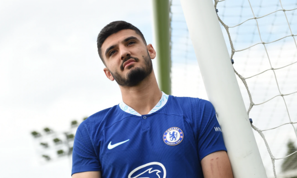 West Hami mund t’i sigurojë shërbimet e Brojës