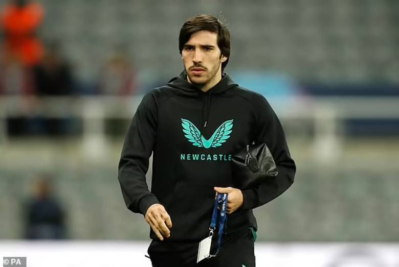 Newcastle kërkon sqarim për Tonalin, anglezët nuk dinë si të veprojnë me mesfushorin