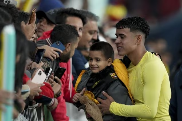 Chelsea vendos eskortë sigurie për Kendry Paez, fenomeni i ri mund të rrëmbehet në Ekuador