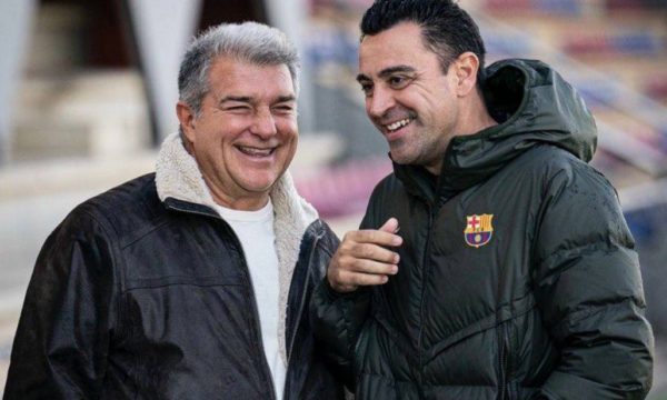 Xavi njoftoi largimin, vjen reagimi i Laportas