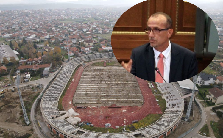 Haxhiu: Stadiumet e shkatërruara ndërsa MKRS-ja harxhon 710 mijë euro për bileta aeroplani
