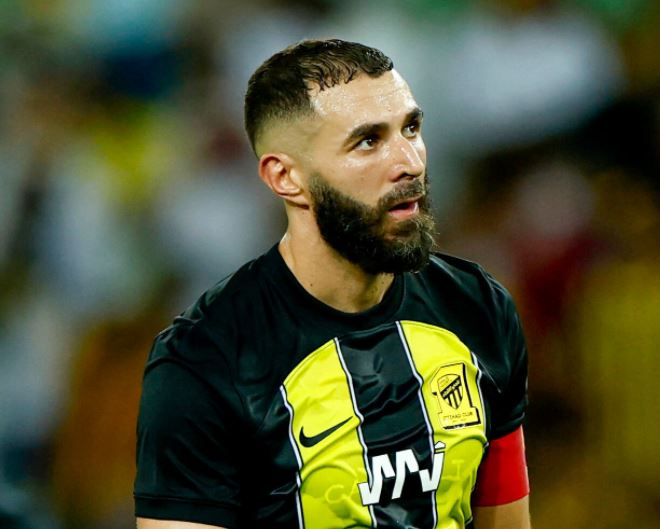 Benzema insiston të largohet nga Al-Ittihadi