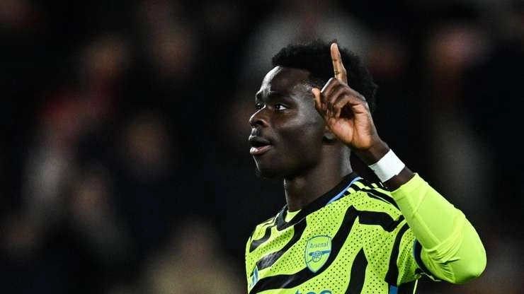 Fitore e rëndësishme e Arsenalit në garën për titull