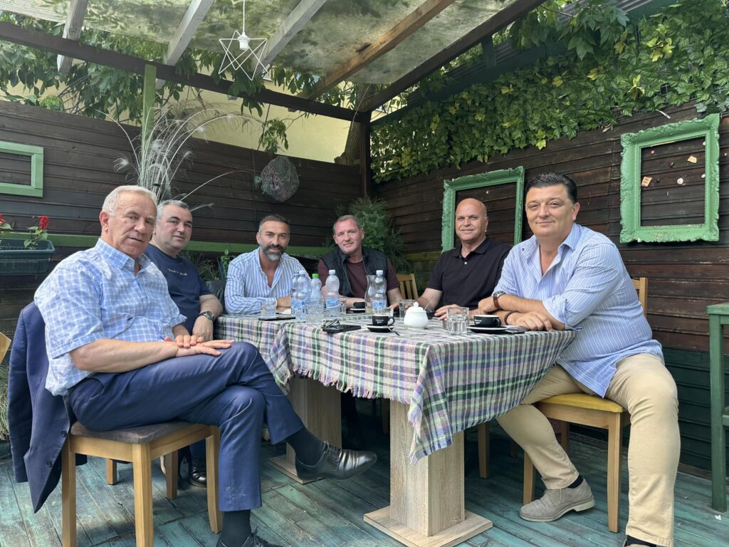 Nis bashkimi i klubeve të kryeqytetit