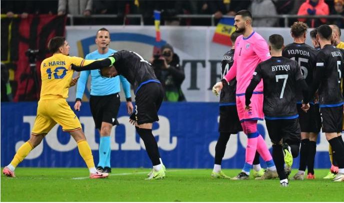 Rumunët do të kërkojnë nga UEFA e FIFA të mos përballen më me Kosovën
