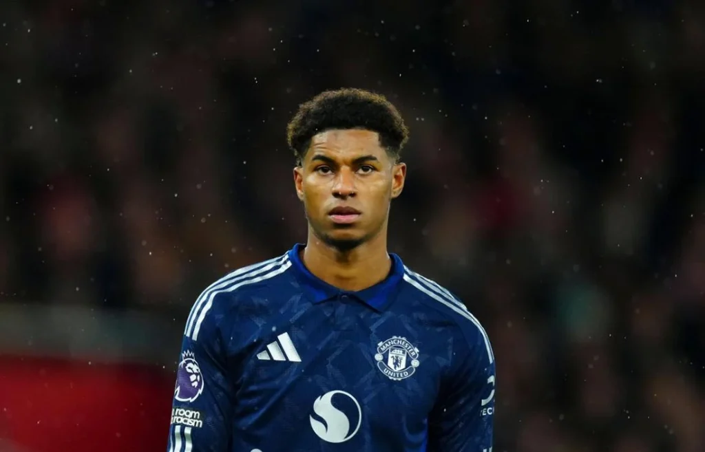 “Nuk do as kurrë keq për United”, Rashford paralajmëron largimin, tri klube evropiane vihen pas tij