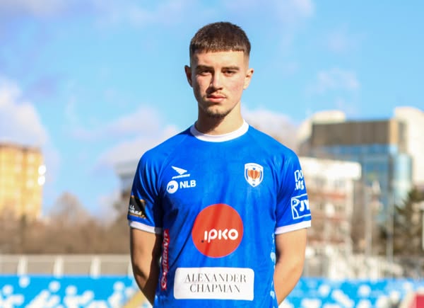 Rin Ahmeti nënshkruan me Prishtinën