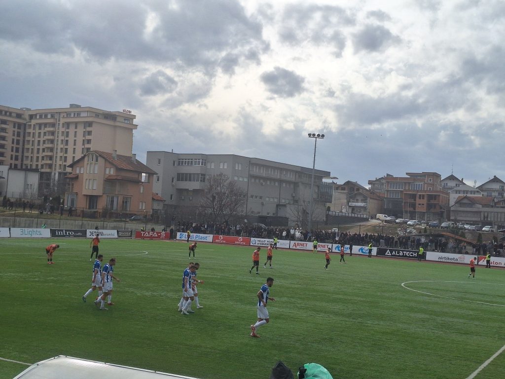 Fitore me aromë titulli, Drita e mposht Ballkanin