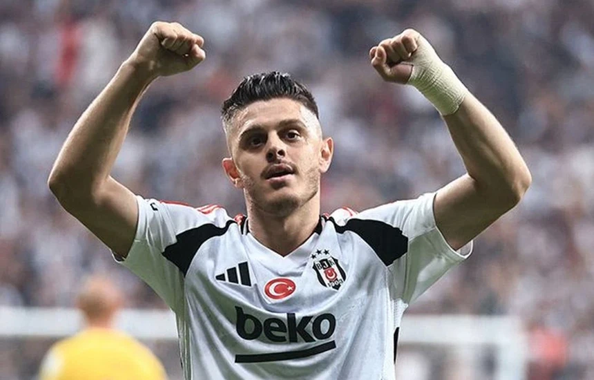 Rashica po shkëlqen nën drejtimin e Solskjaerit