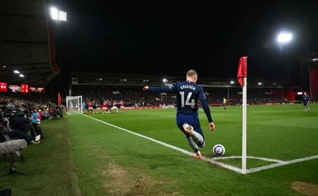 Unitedi nuk ia del ndaj Nottinghamit në formë, mposhtet sërish