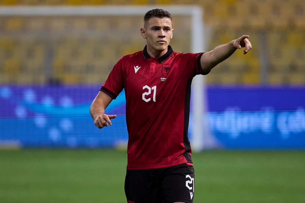 Asllani: Doja të gjuaja penalltinë