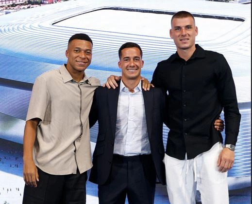 Vetëm Mbappe e Lunin në ceremoninë përshëndetëse të Lucas Vazquezit