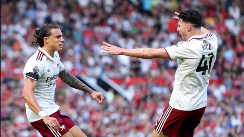 Arsenali e nis me fitore në derbi ndaj Manchester United – vendos goli i Calafiorit