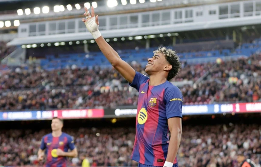 Lamine Yamal shkëlqen me “hat-trick”