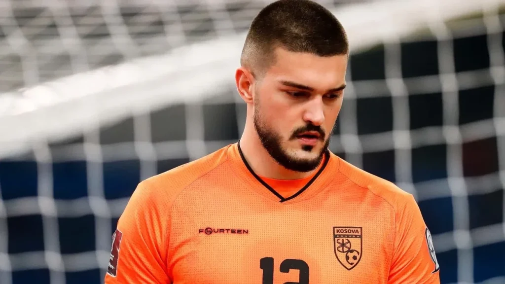 Te Sassuolo vlerësojnë portierin e Kosovës, Aro Muric